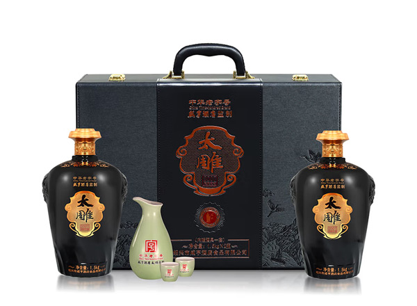 黄冈咸亨酒店太雕黄酒回收太雕2007原酿礼盒1.5kg*2糯米酒半甜绍兴黄酒